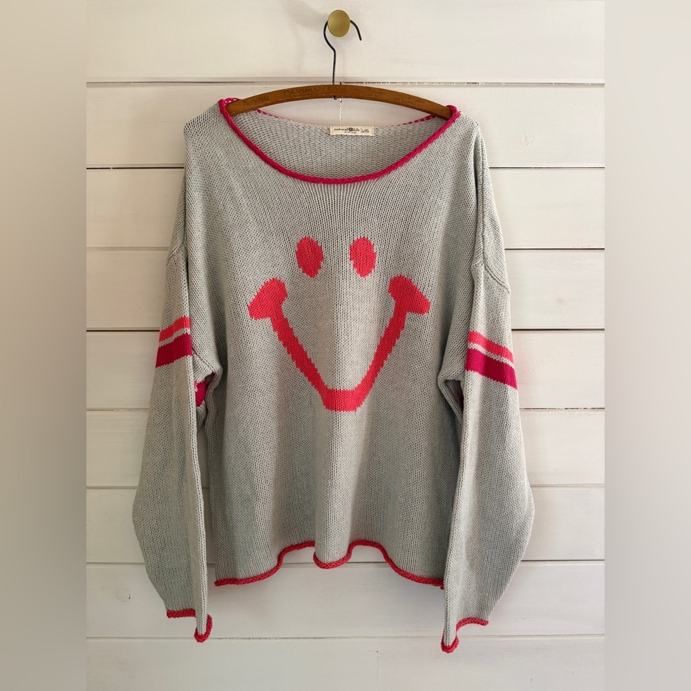 NEW Natural Life Carson Gray Smiley Face Pullover Sweater L/XL Relaxed Fit - Picture 2 of 4